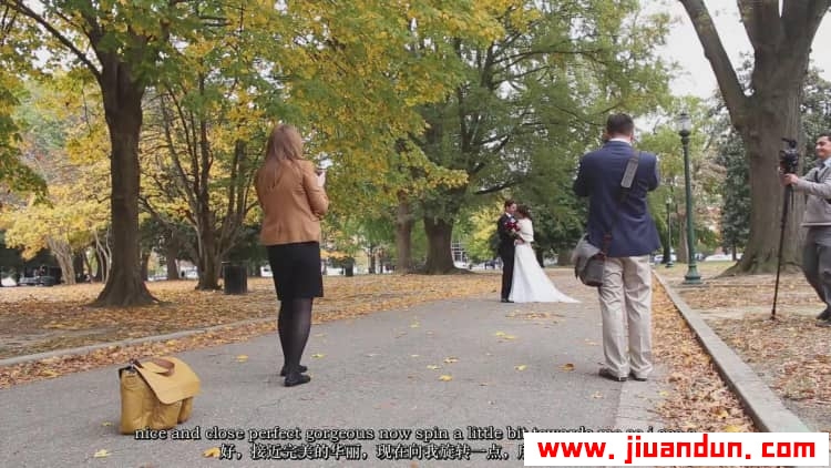 凯特琳·詹姆斯(Katelyn James)婚纱摄影新娘和新郎摆姿势教程中英字幕 摄影 第9张